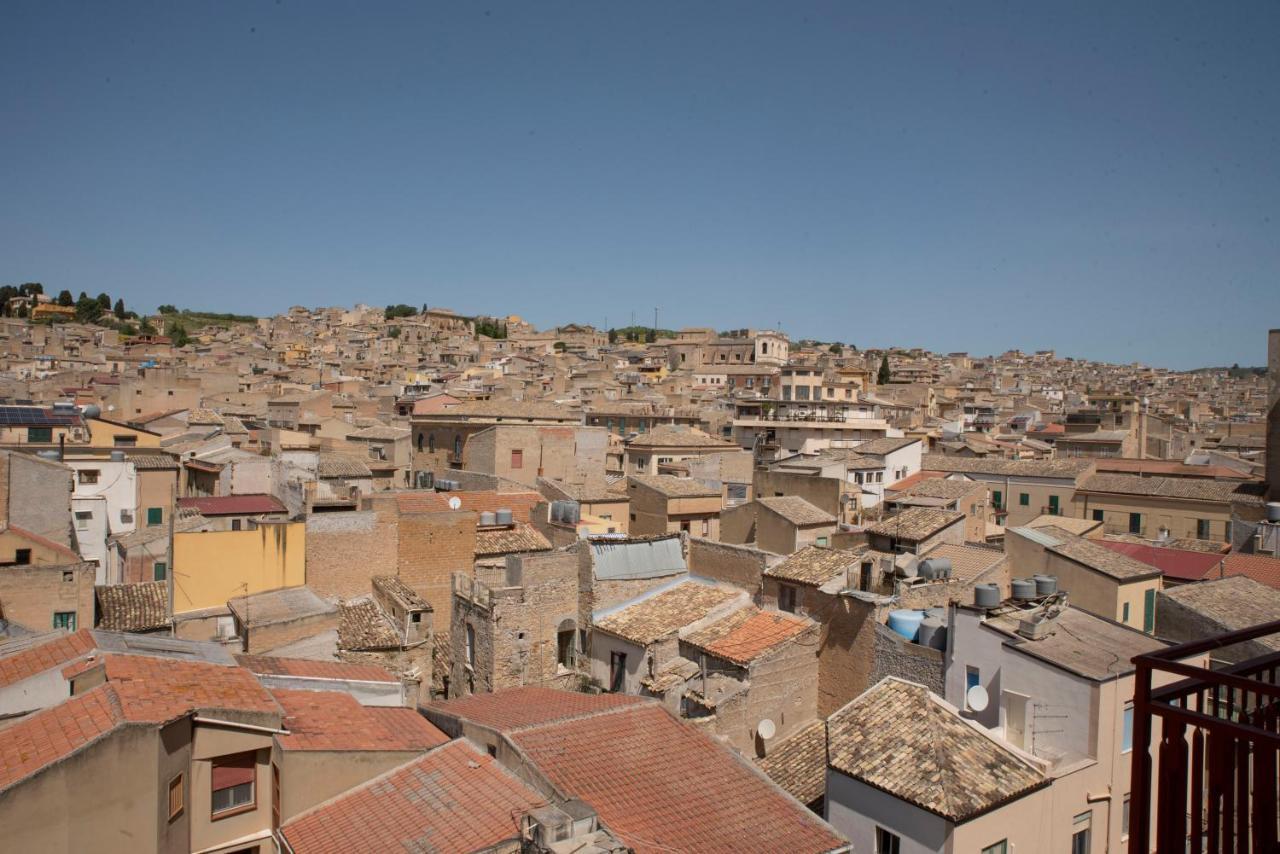 Apartmán Come A Casa Panoramico E Centralissimo Canicattì Exteriér fotografie